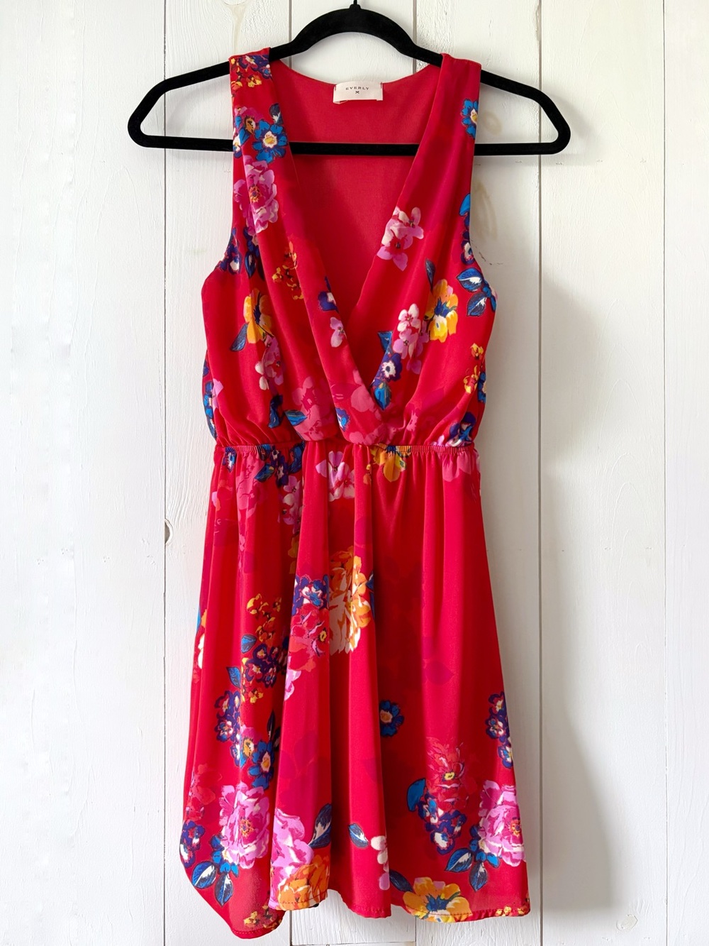Anthropologie Everly Red Floral V-Neck Sleeveless Mini Dress Size Small